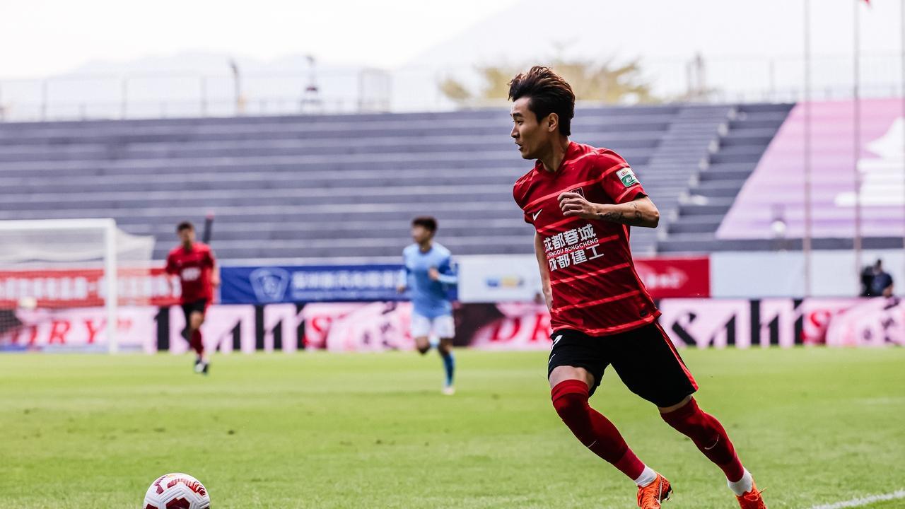 徐正源续约，韦世豪、周定洋留队！成都蓉城继续向冠军发起冲击！