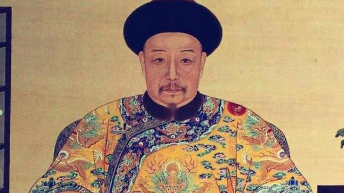 白绫背后的财政密码， 和珅之死揭开的清朝贪腐体系