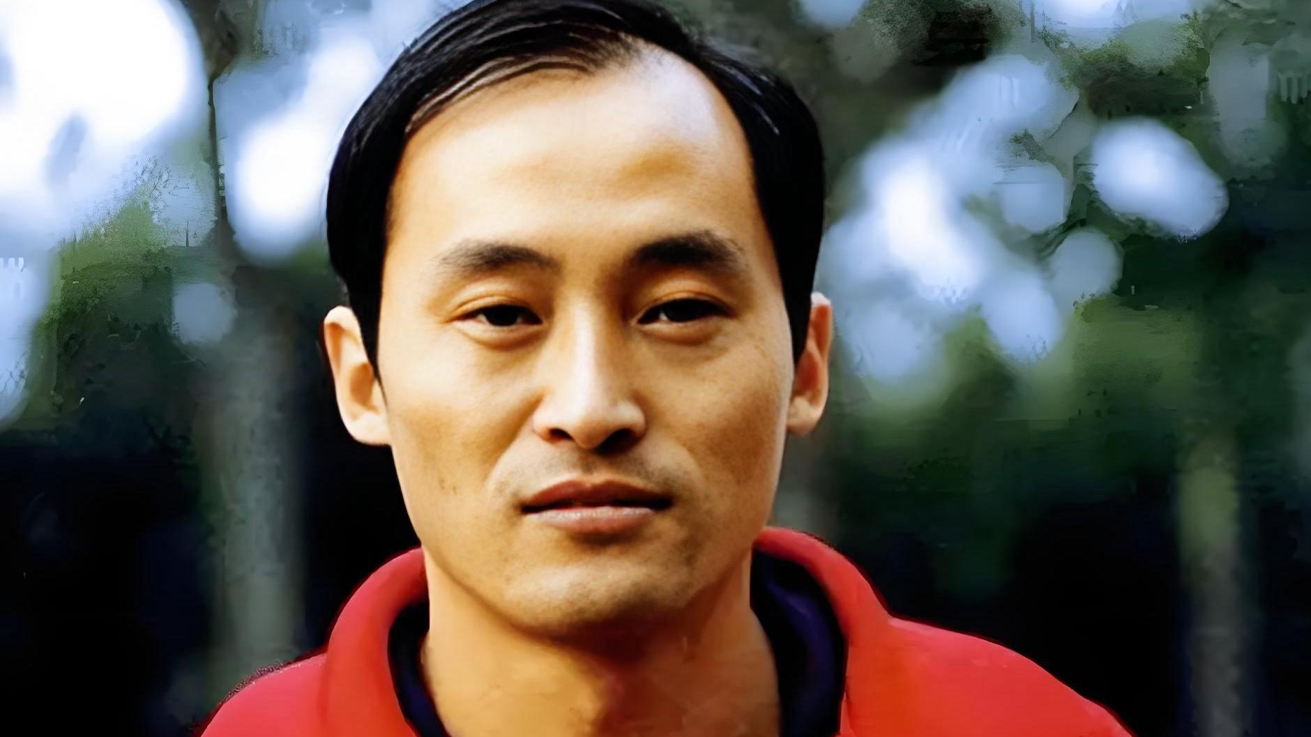 胡进带领四川女排1胜4负，无缘8强！70岁的他敬业精神值得称赞