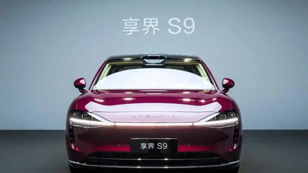 余承东揭开续航真相：开到120km/h，风阻吞掉70%电量！