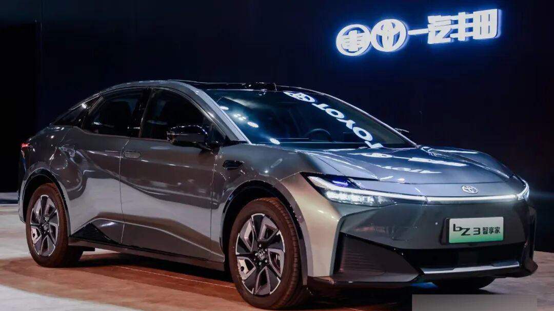 一汽丰田的“突围”：IT'S TiME 3.0发布，混动与纯电的终极答案