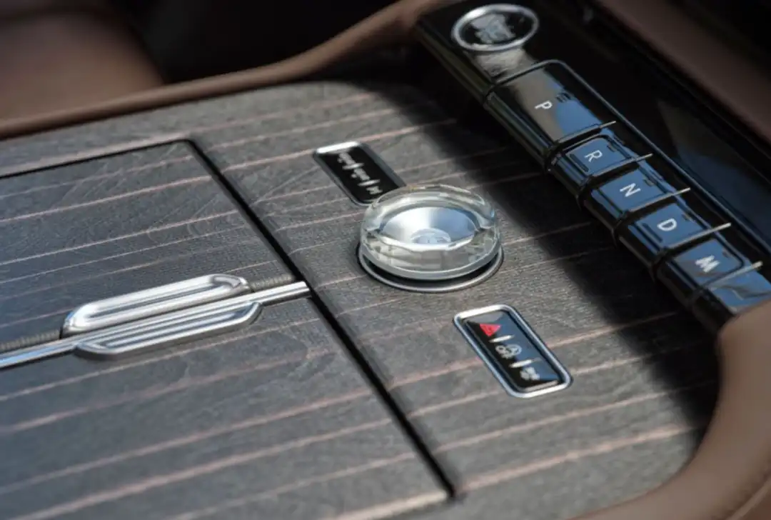 新势力和传统豪华集体暴雷，林肯却守住了利润和市占率，贾鸣镝让百年豪华再度传世