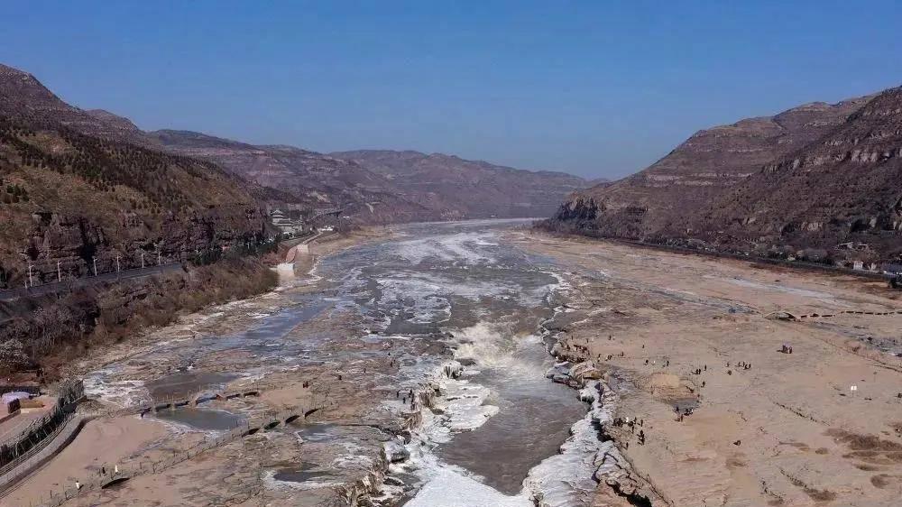 家乡宁静的冬日