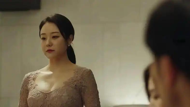 播放《优越滋味》未删减版原声在线-悬疑片《优越滋味》高清修复-中文字幕播放-《优越滋味》完整版-飞牛影视