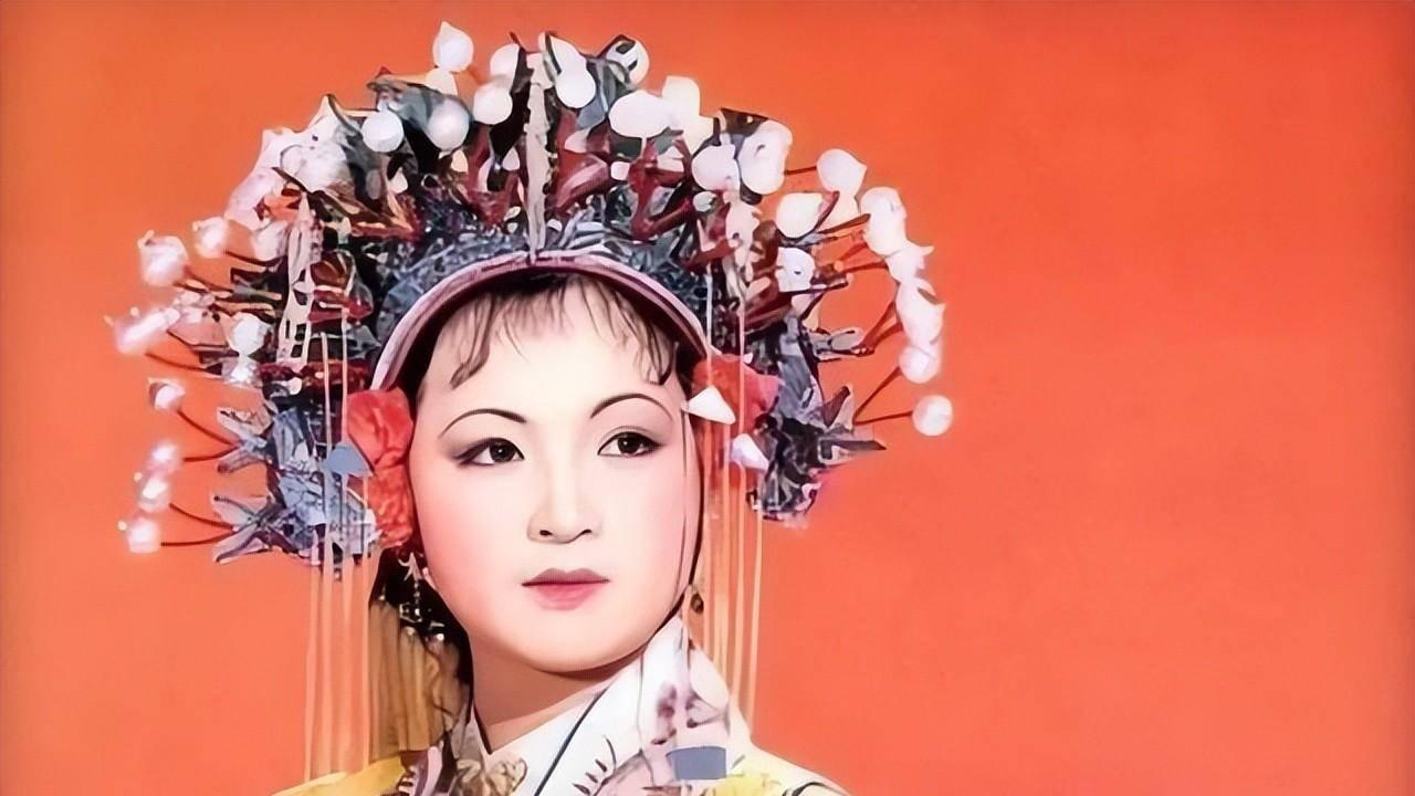《红楼梦》究竟是为何元春怀孕也没躲过死劫？真的是皇帝冷血吗？