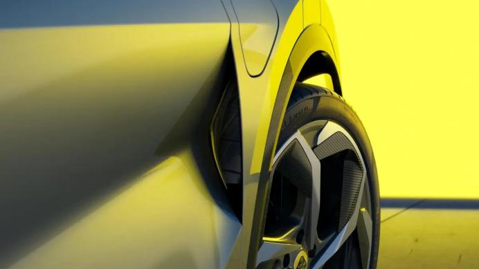 冯擎峰的“莲花”野望：梦想何时照进现实？