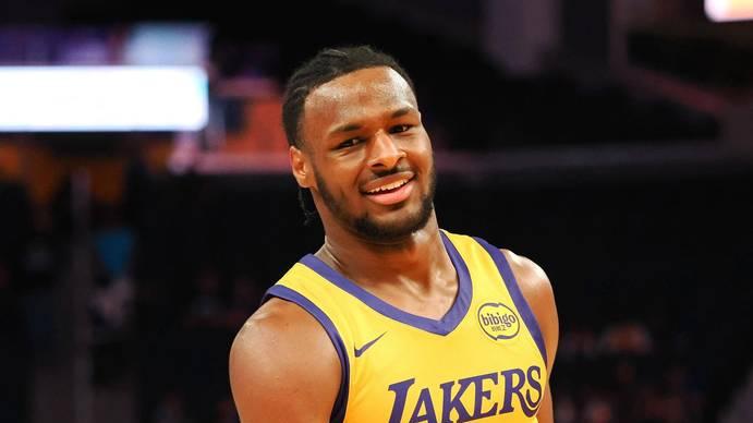 体育竞篮NBA11.10期：篮球连续三期表现优异还能持续“进步”吗？