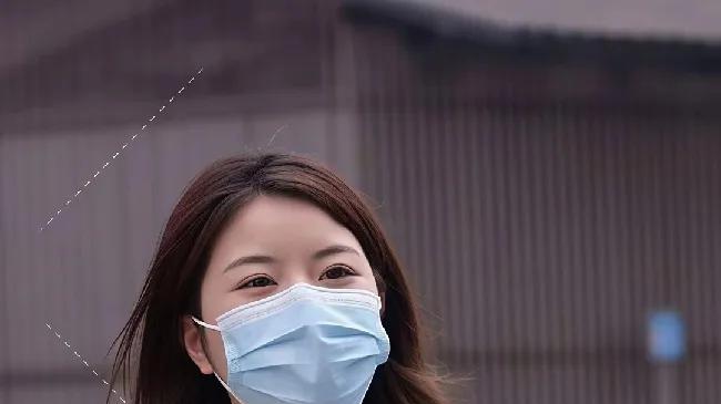亚泰两连败，揪着球迷的心。新阵容看着还行，没被打崩，可这进攻便秘的老毛病啥时候能