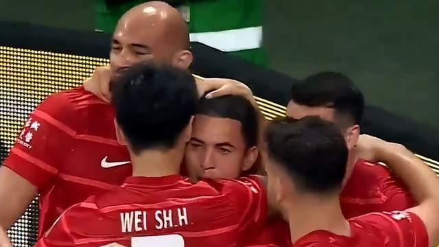 太强了！中国足坛历史首次：成都蓉城中超中乙同时排名第一！