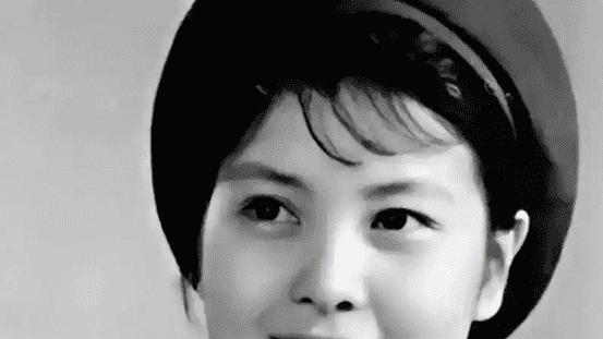 从小不省心，为工作不惜损害健康，现在为女儿李小璐操碎心