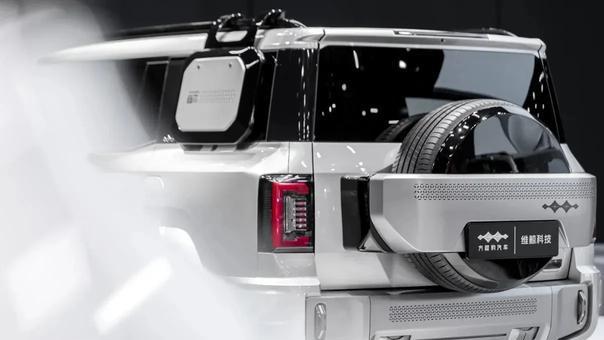 方程豹豹8：硬派与科技的完美融合，开启智能越野新时代