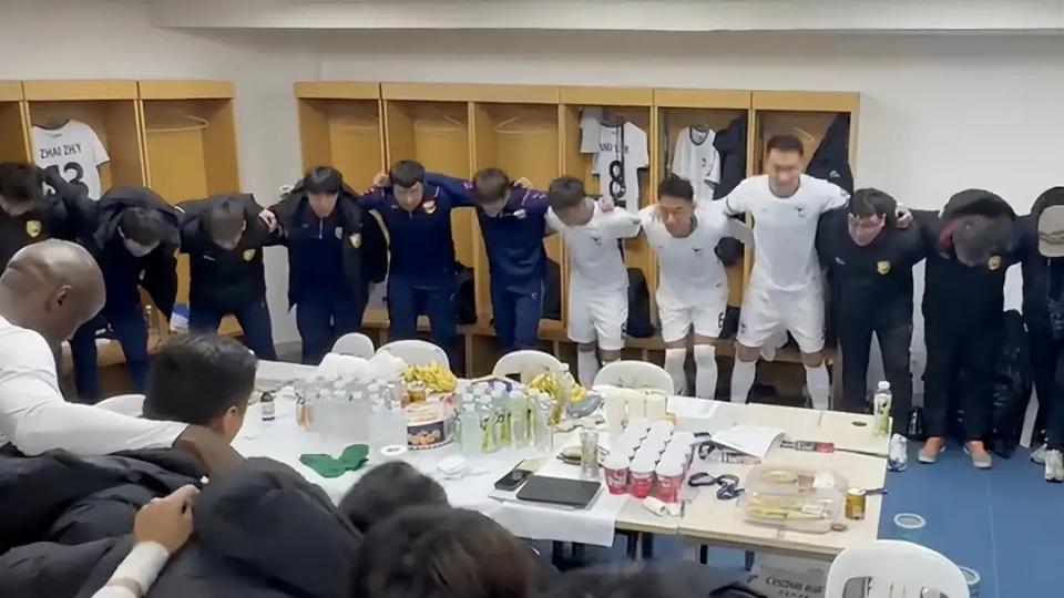 中超黑幕，外援的钱可以如数奉还，本土球员三七分账，已成潜规则