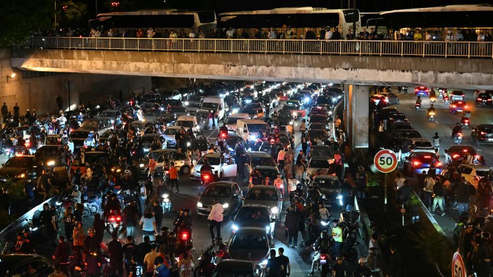 巴黎欧冠狂欢变血色之夜：2死1重伤，294人被捕