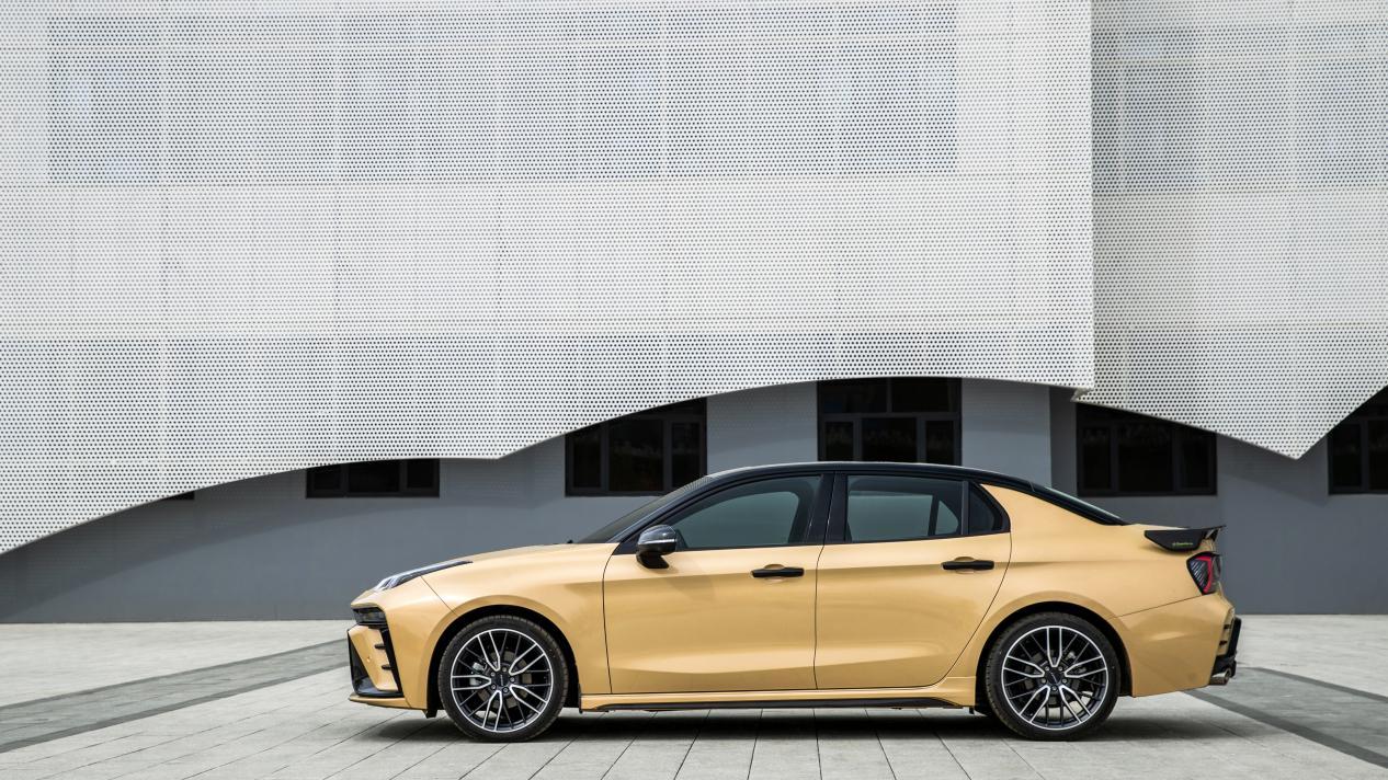 从0到40万的逆袭之路！领克03如何改写运动轿车市场认知