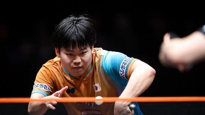 打哭了！松岛辉空3-1被王楚钦逆转气得扔毛巾，掩面靠墙痛哭半分钟