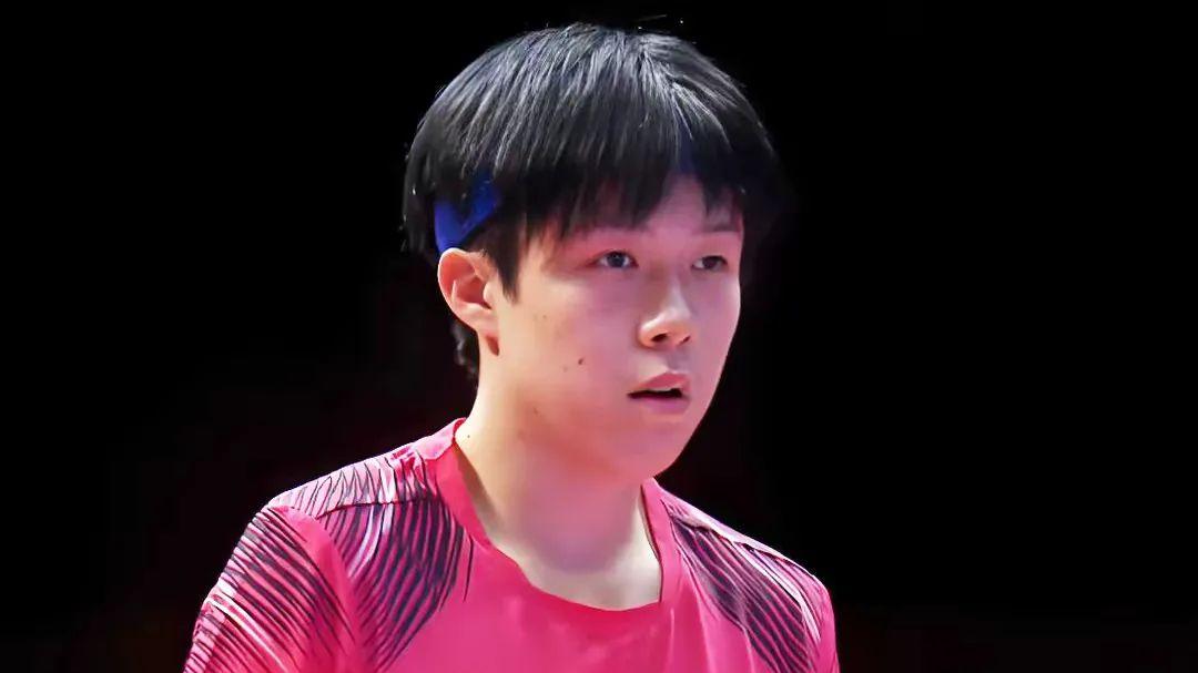 马龙樊振东退出，王楚钦成国乒带头大哥，三大赛冠军是他永远的痛