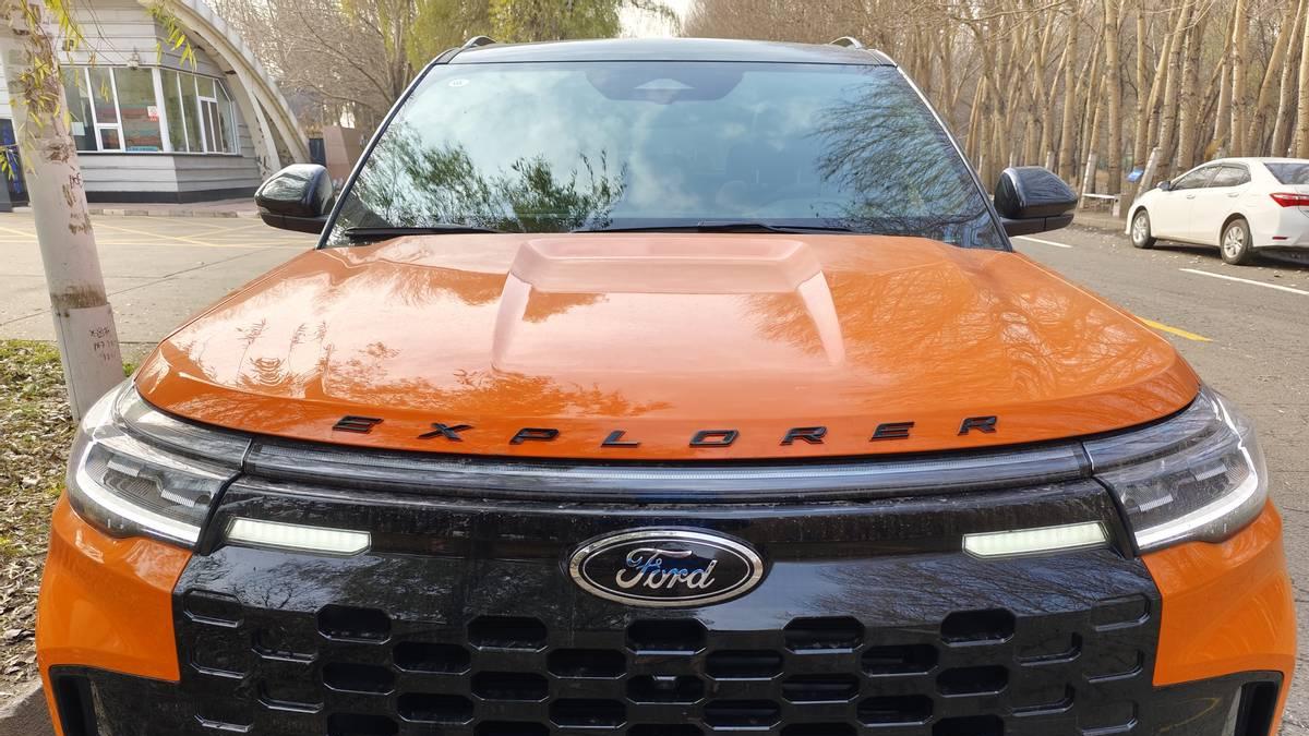 探险者这麂皮内饰挺豪华，打理起来轻松吗？