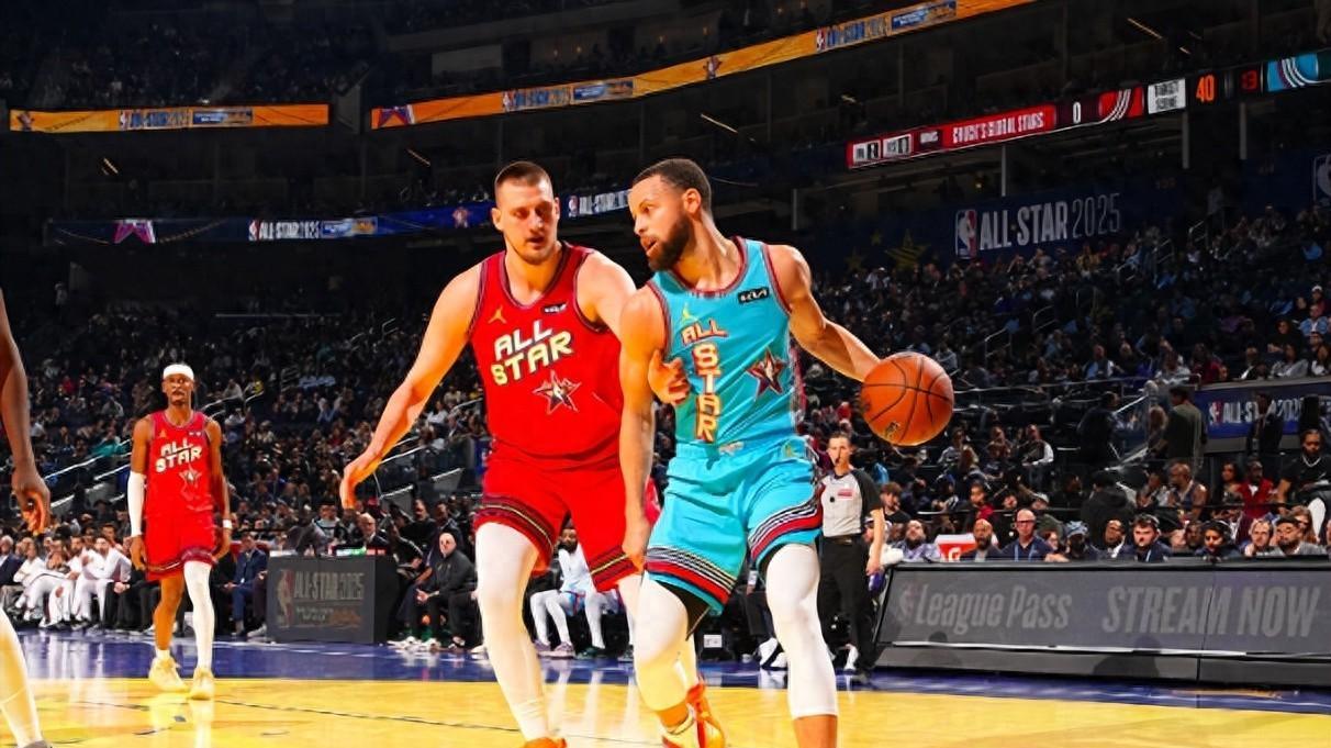全明星颁奖典礼！杜兰特举起冠军奖杯，库里MVP，哈登消失不见
