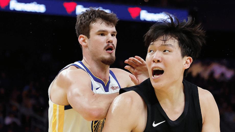 21分钟6犯4分！杨瀚森NBA首秀崩溃，中国篮球真的没救了？