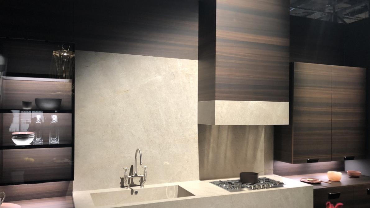 解锁陶瓷进阶关键：煅烧氧化锌的核心功能与工艺价值