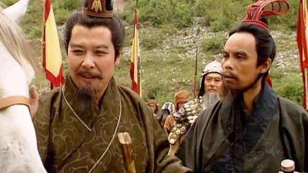 刘备跟曹操相比，为何会略逊一筹？你看毛主席是怎么评价的