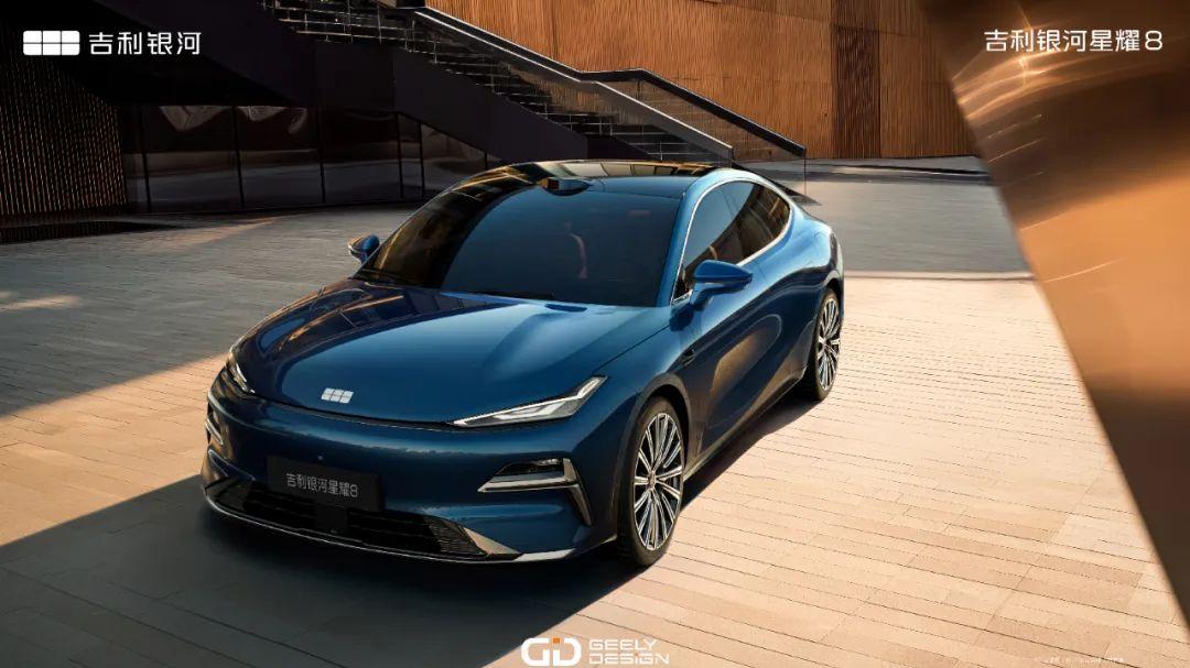 吉利银河星耀8连续两周拿下B级插混轿车市场销冠
