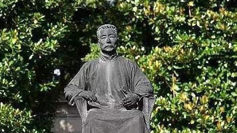 鲁迅的思想不仅有尼采哲学和佛道思想的影响，也有马克思主义印记