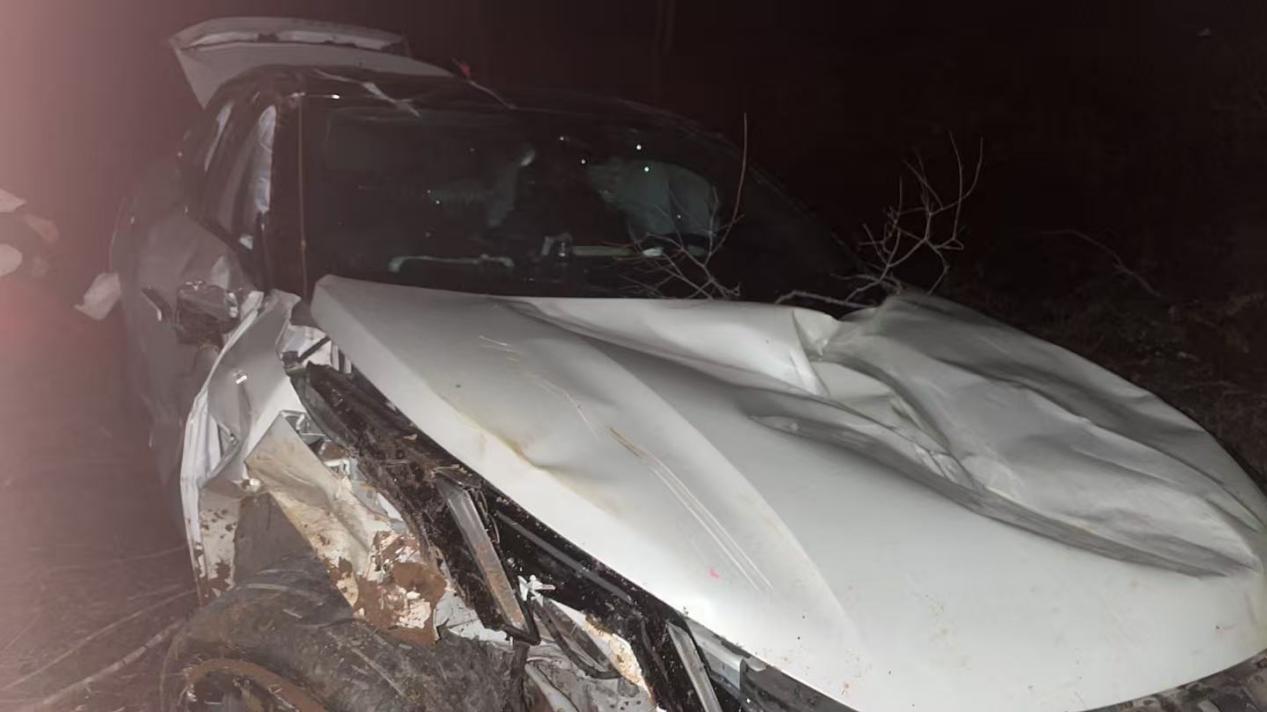 深夜山路遇险！领克07 EM-P翻滚多次人无大碍，安全守护超给力