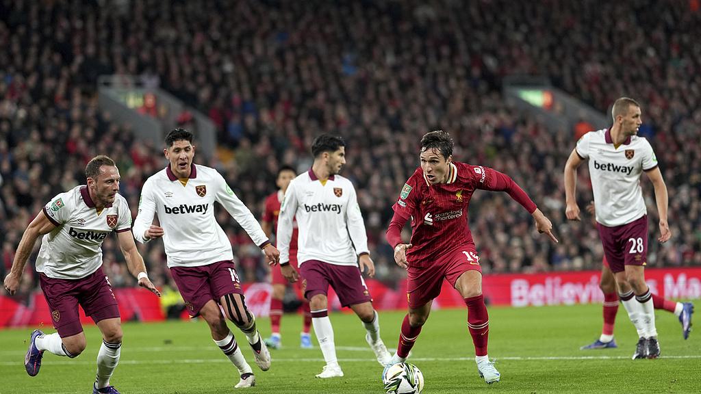 25176期：枪手笑傲伦敦德比，红军难以自拔