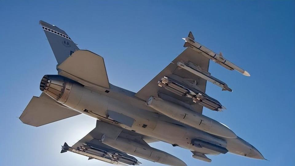 太荒唐，以色列用美制炸弹轰炸黎巴嫩一枚未炸，美国：把哑弹还回来