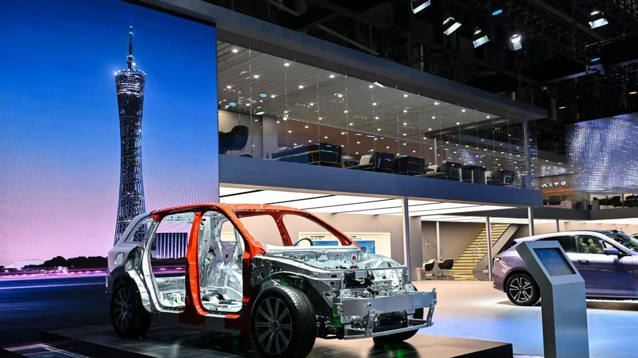 引领AI汽车新时代 赛力斯魔方技术平台2.0广州国际车展发布