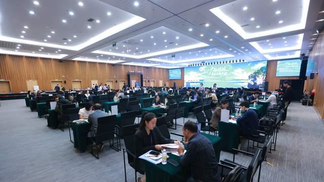 广西桂林荔浦衣架产业国际贸易供采对接活动在广州举行