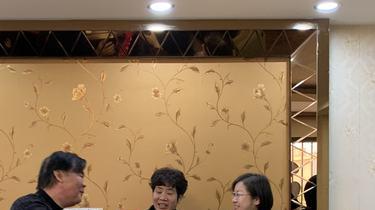 三年师生一杯酒：那晚，我被自己的学生“视而不见”，失眠到天亮