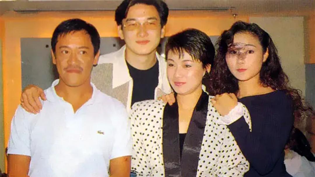 《司机大佬》36年：集合港圈三大美女，导演、男主深夜“跑出租”