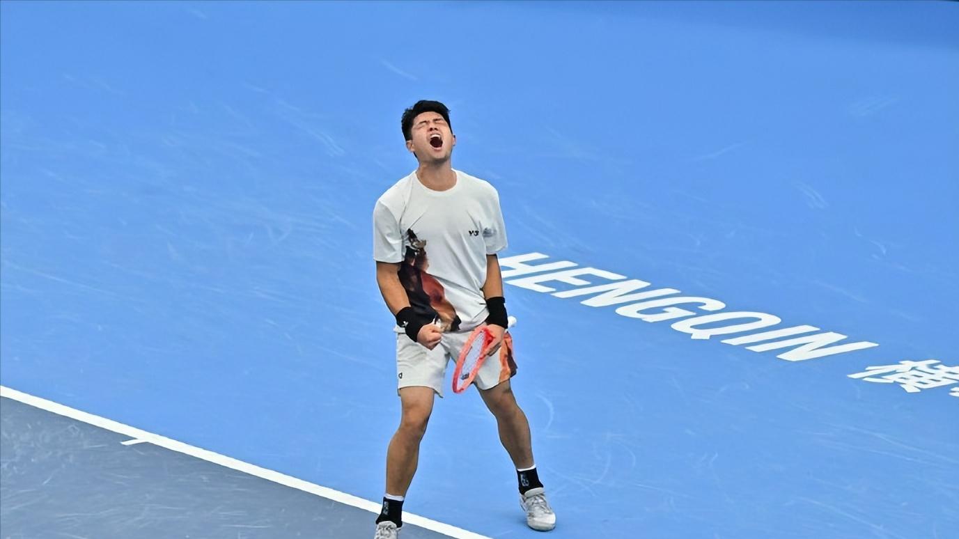 从0到1，这一跪，究竟有多重？吴易昺掩面而泣，终圆全运金牌梦