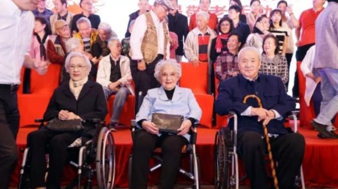 越剧大师​曹银娣老师