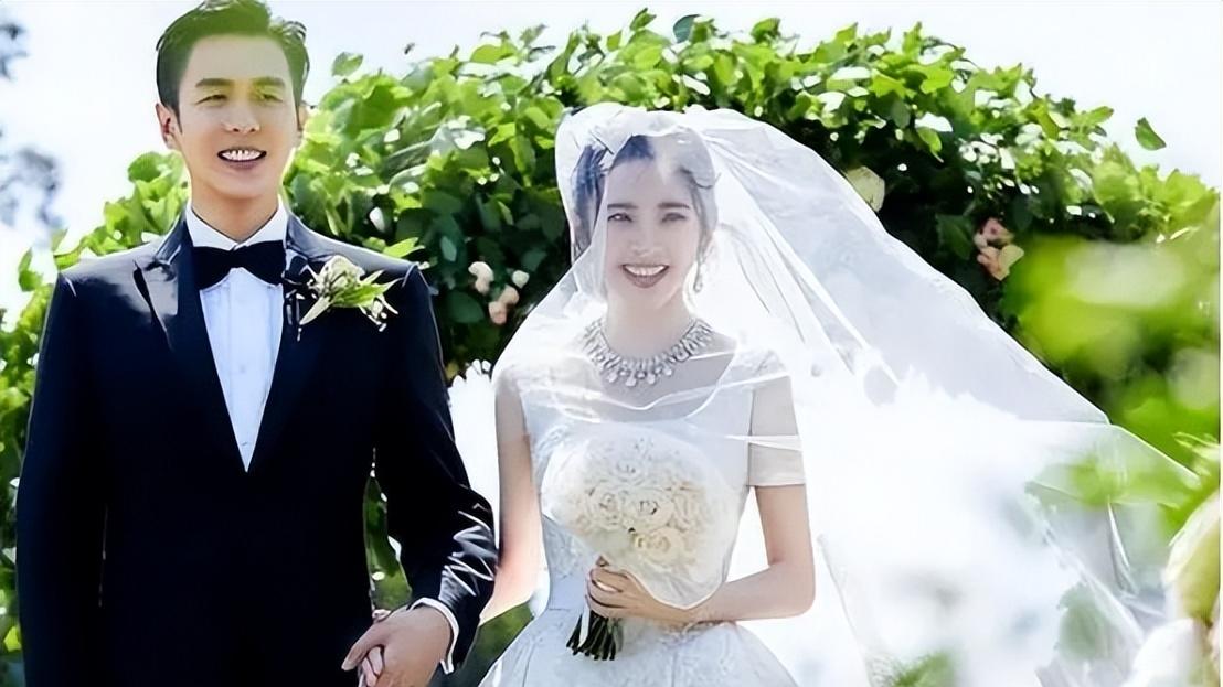 唐艺昕婚后气质蜕变：从邻家女孩到红毯女王