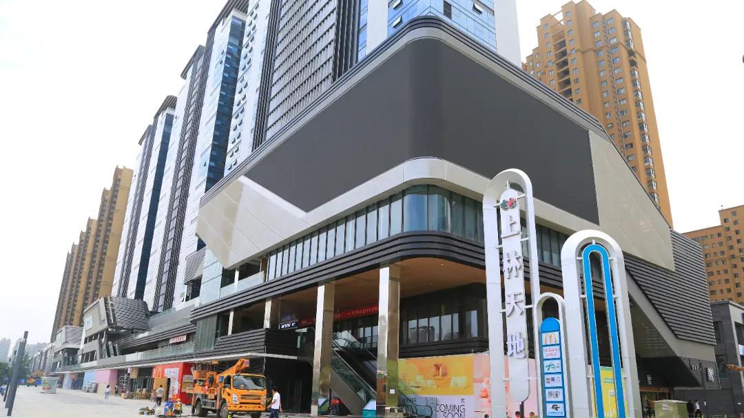 市场聚焦丨空间效能革命+顶豪配置下探！能金区又出引领级人居作品！