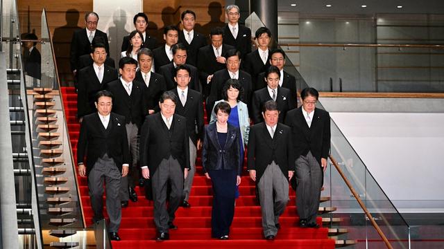 高市早苗还没等到中方贺电，中国的态度冷淡，日本首相好自为之