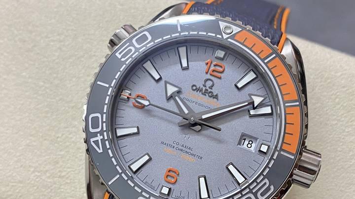 VS厂欧米茄海马600米四分之一橙灰盘腕表做工怎么样