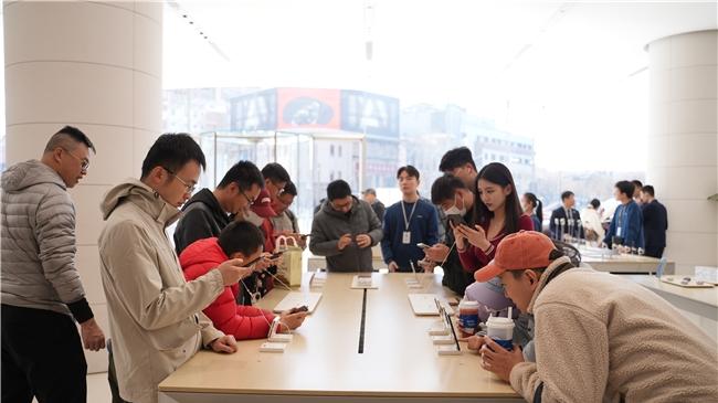 华为Pura X搭载鸿蒙5，智能体验革新树立行业新标杆