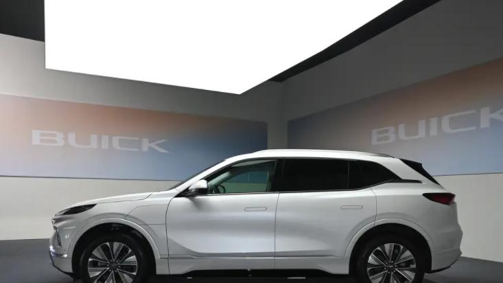 新款别克 E5 明天将上市！采用全新设计语言