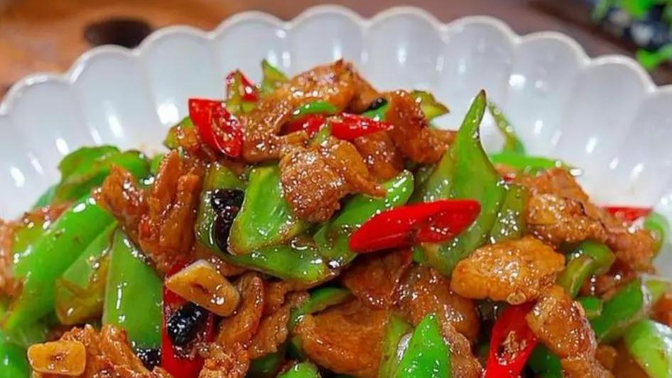 辣椒炒肉怎么做好吃？记得多加“2步”，香辣入味，超级开胃下饭