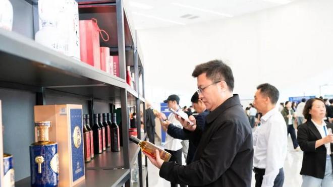 谁家黄酒获青酌奖后又拿2项大奖？——探秘土城门帝王将相黄酒