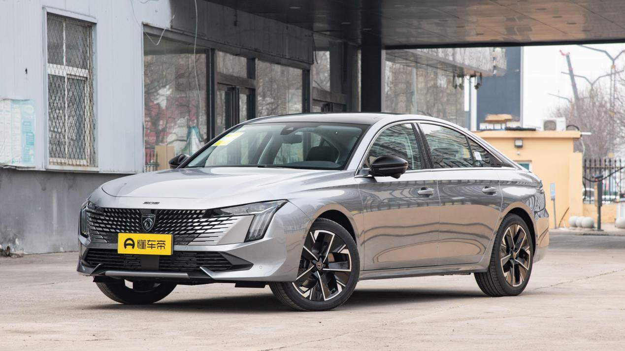 售16.37万元起，新款东风标致508L上市，能否撼动合资中型车市场