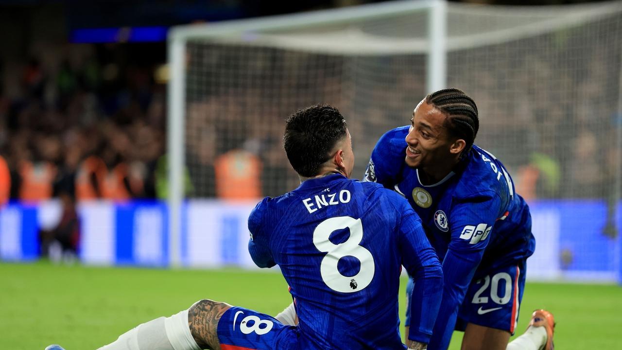 随着切尔西1-2, 阿森纳2-1, 曼城2-1, 利物浦2-1, 英超最新积分榜出炉