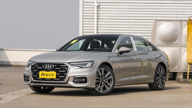 新款沃尔沃S90震撼上市，中大型轿车新选择，30.09万起售性价比高