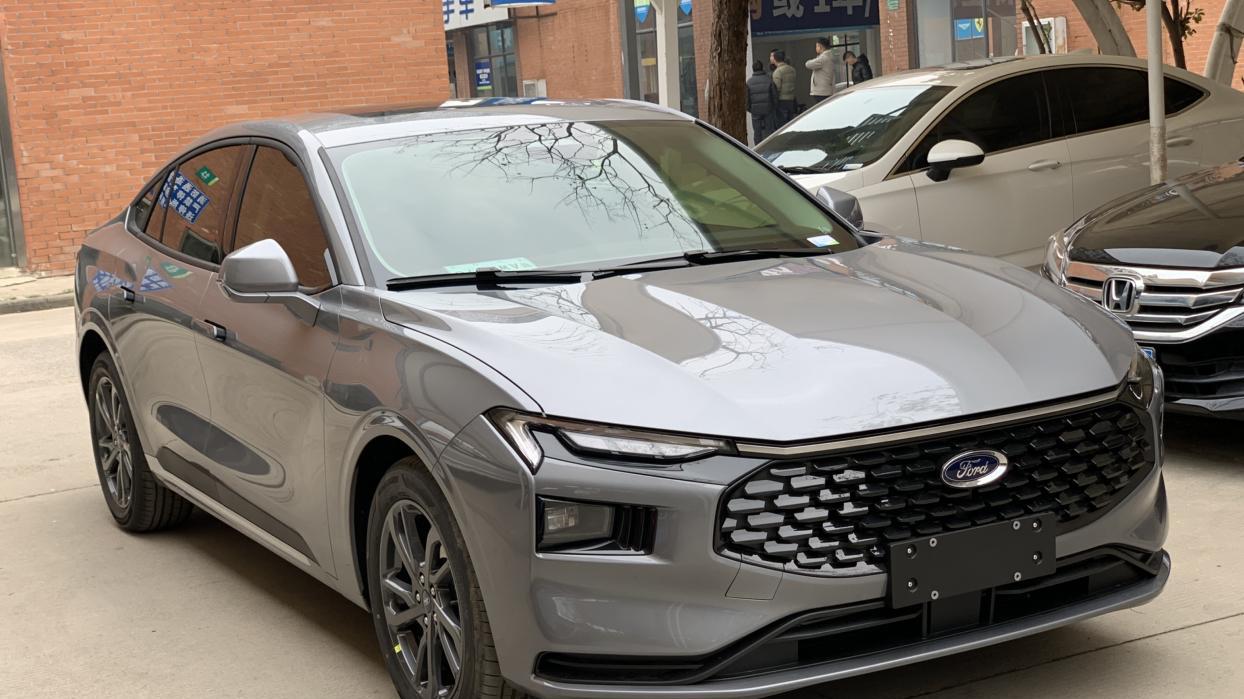 准新车况，15万内拿下这台动力强劲的福特蒙迪欧！