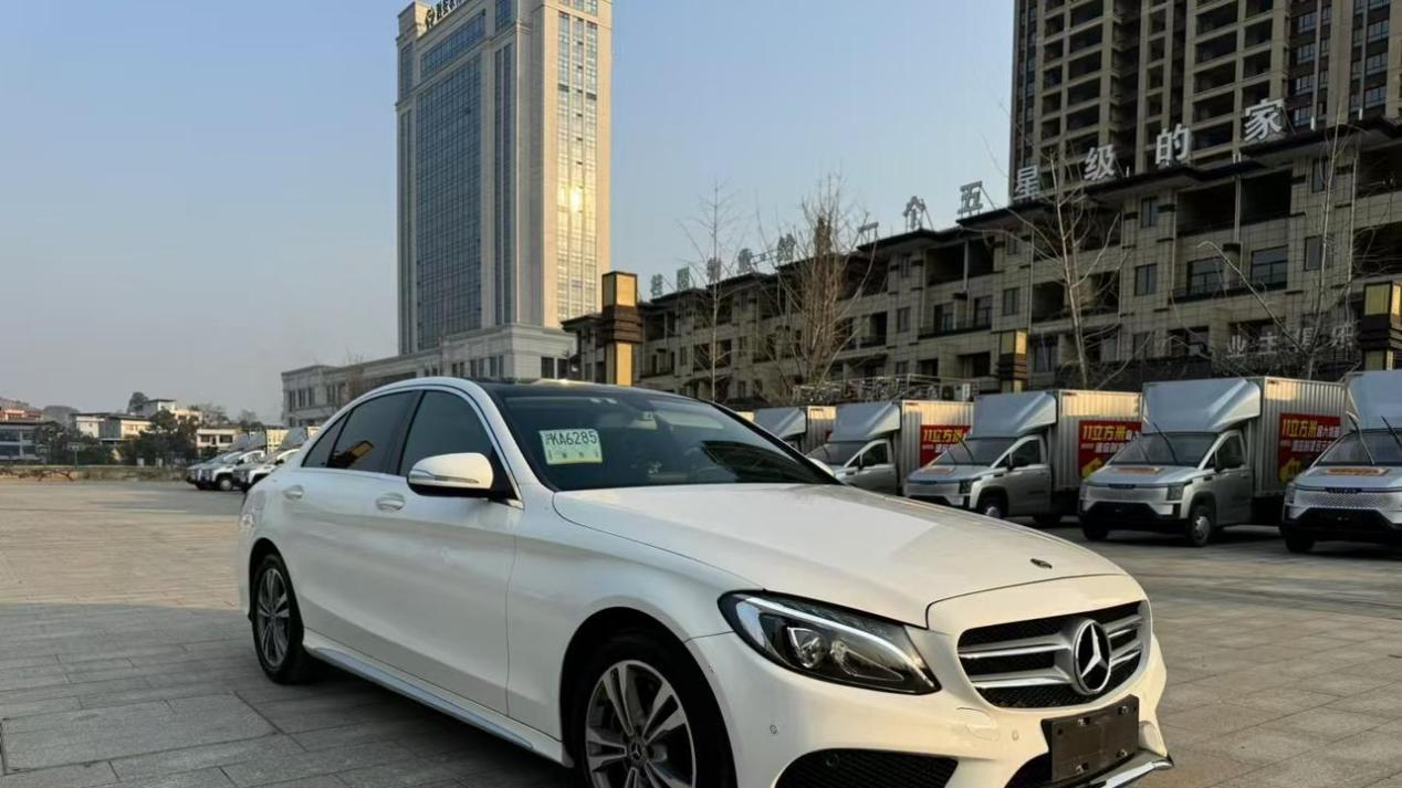 11万圆你奔驰梦！2017款奔驰C级，7.9秒破百，运动版！
