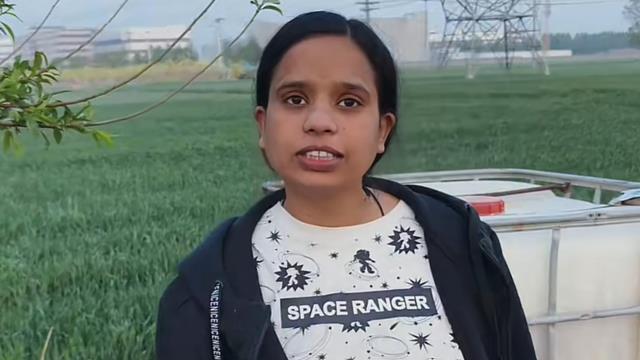 印巴冲突吓坏巴铁媳妇，让农村丈夫包机接回亲戚被怼：我是总统？